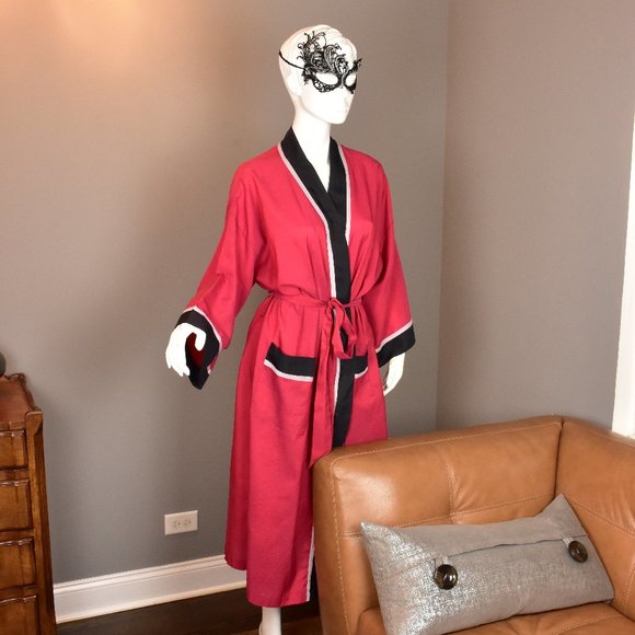 Christian Dior Monsoir Vintage Robe with Belt - Picture 3 of 4